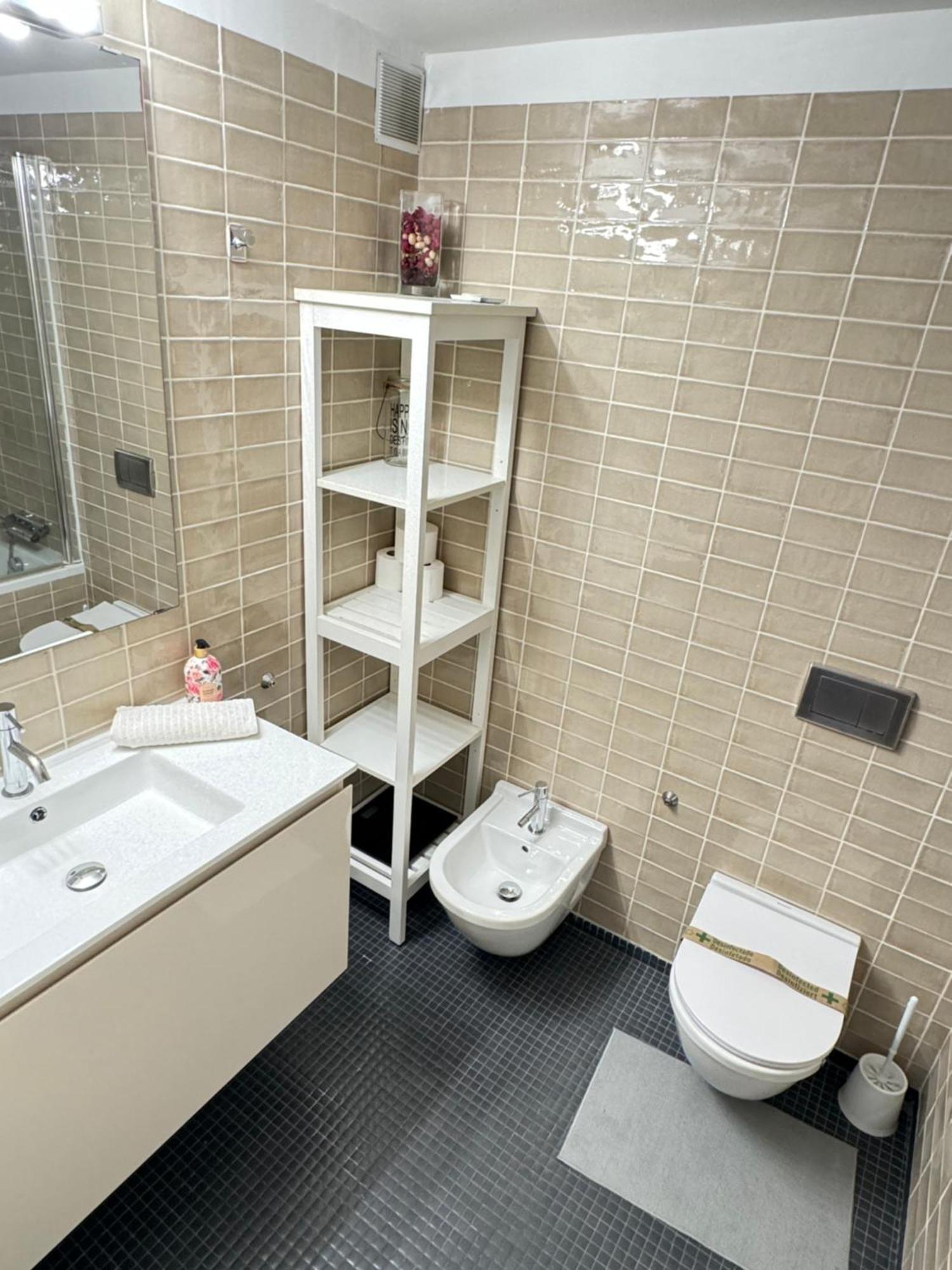 Lux Apartament سالو المظهر الخارجي الصورة